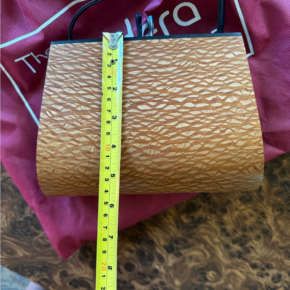 The Madera Collection wood purse - Picture 4 of 5